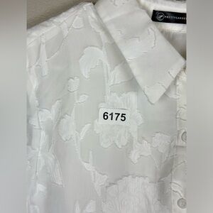 Pretty. Garden large white 21 p2p 29” length linined